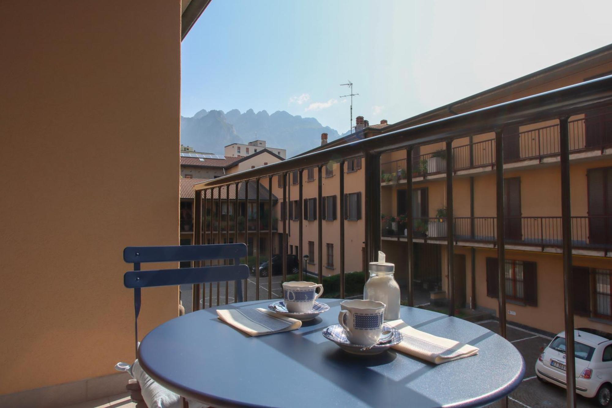 شقة Casa Ardo Wifi & Free Parking In Lecco Center المظهر الخارجي الصورة